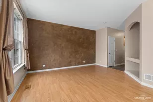 2212 Gallant Fox Cir, Montgomery, IL 60538 - Photo 5