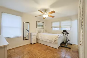 225 Placid Way, Elk Grove Village, IL 60007 - Photo 5