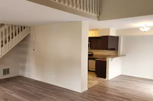 15511 Westminster Dr, Orland Park, IL 60462 - Photo 5