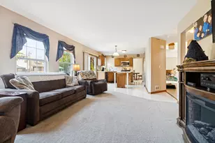 4535 Heron Dr, Lake in the Hills, IL 60156 - Photo 9