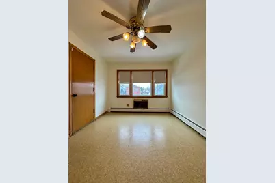 [Address not provided], Chicago, IL 60641 - Photo 7