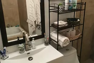 5756 N Campbell Ave, Chicago, IL 60659 - Photo 11