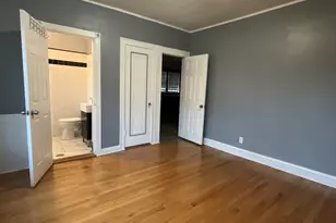 7817 S Phillips Ave, Chicago, IL 60649 - Photo 7