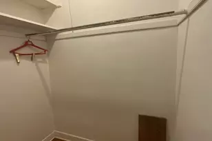 7817 S Phillips Ave, Chicago, IL 60649 - Photo 15