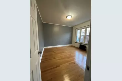 7817 S Phillips Avenue #1, Chicago, IL 60649 - Photo 9