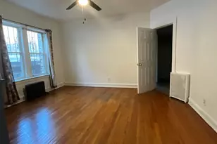 7817 S Phillips Ave, Chicago, IL 60649 - Photo 11