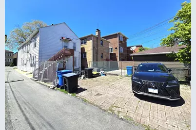 2631 S Shields Avenue, Chicago, IL 60616 - Photo 3