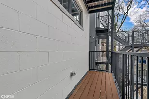 3920 S Calumet Ave, Chicago, IL 60653 - Photo 23