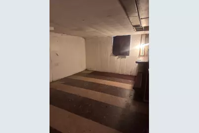 [Address not provided], Riverdale, IL 60827 - Photo 11