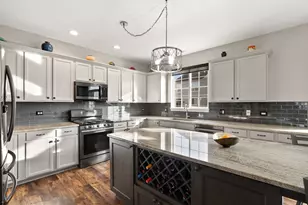 1474 Deer Pointe Dr, South Elgin, IL 60177 - Photo 11