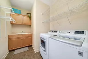 5315 Woodland Pond Ln, Loves Park, IL 61111 - Photo 23