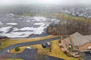 8076 Capra Trail, Darien, IL 60561 - Photo 21