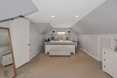 9751 S Hamlin Avenue, Evergreen Park, IL 60805 - Photo 13