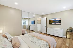 72 W Nevada Ave, Glendale Heights, IL 60139 - Photo 15