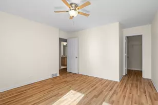 1723 Wildberry Dr, Glenview, IL 60025 - Photo 19