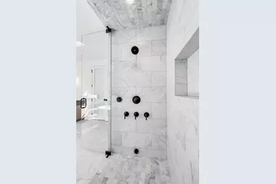 3846 N Bell Avenue, Chicago, IL 60618 - Photo 21