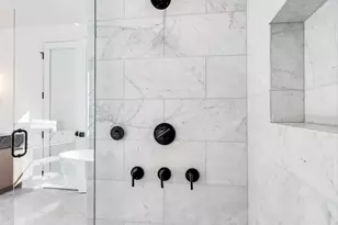 3846 N Bell Ave, Chicago, IL 60618 - Photo 21