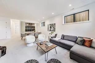 3846 N Bell Ave, Chicago, IL 60618 - Photo 33