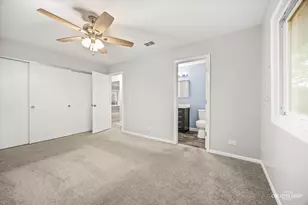 386 Campus Dr, Elgin, IL 60120 - Photo 13