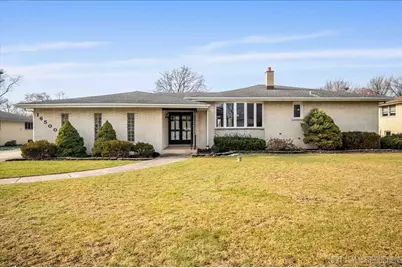 16500 Leslie Ann Drive, Tinley Park, IL 60477 - Photo 1