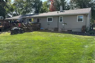 208 N Wabena Ave, Minooka, IL 60447 - Photo 3