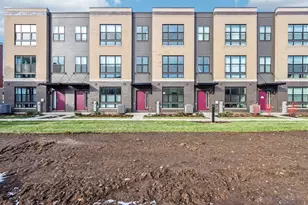 361 Summit Cir, Lombard, IL 60148 - Photo 1