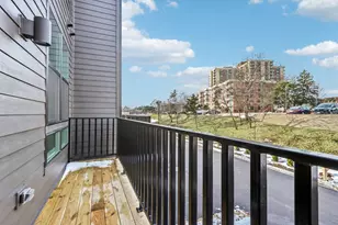 361 Summit Cir, Lombard, IL 60148 - Photo 15