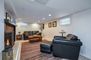 522 Deerpath Rd, Glen Ellyn, IL 60137 - Photo 15