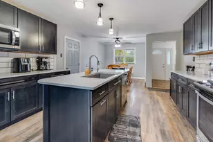 12106 Baker Terrace, Woodstock, IL 60098 - Photo 9