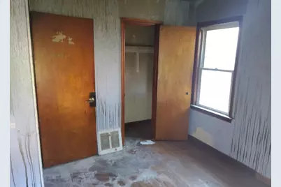 15734 Marshfield Avenue, Harvey, IL 60426 - Photo 9