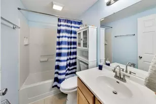 222 Harrison St, Carpentersville, IL 60110 - Photo 17