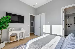 1513 W Thomas St, Chicago, IL 60642 - Photo 13