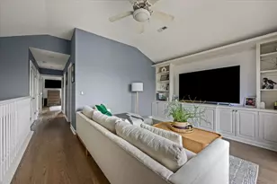 618 N May St, Chicago, IL 60642 - Photo 21
