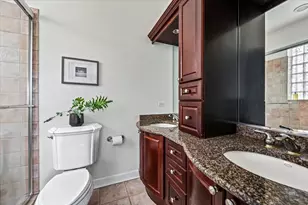 618 N May St, Chicago, IL 60642 - Photo 17