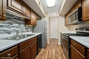 520 Shorely Dr, Barrington, IL 60010 - Photo 5