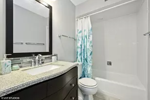 520 Shorely Dr, Barrington, IL 60010 - Photo 7