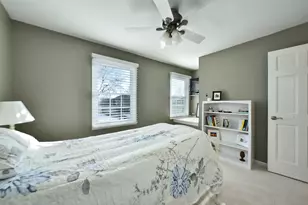 3830 Anjou Ln, Hoffman Estates, IL 60192 - Photo 19