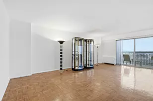 6833 N Kedzie Ave, Chicago, IL 60645 - Photo 7