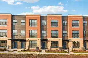 373 Summit Cir, Lombard, IL 60148 - Photo 1