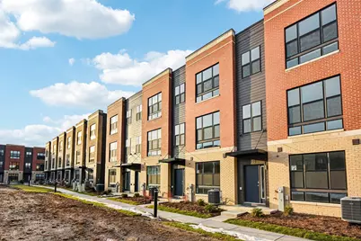 373 Summit Circle, Lombard, IL 60148 - Photo 3