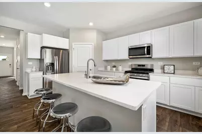 1819 Legacy Pointe Boulevard, Plainfield, IL 60586 - Photo 9