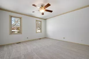 24W681 Woodcrest Dr, Naperville, IL 60540 - Photo 17