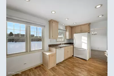 24W681 Woodcrest Drive, Naperville, IL 60540 - Photo 11