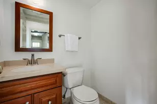 24W681 Woodcrest Dr, Naperville, IL 60540 - Photo 15