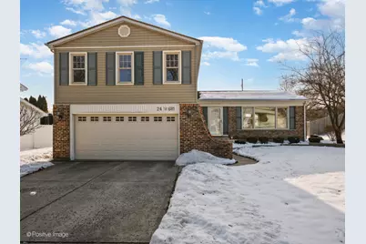 24W681 Woodcrest Drive, Naperville, IL 60540 - Photo 3