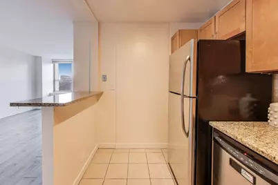 655 W Irving Park Road #606, Chicago, IL 60613 - Photo 11