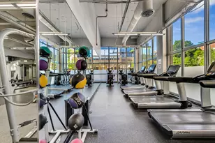 655 W Irving Park Rd, Chicago, IL 60613 - Photo 17