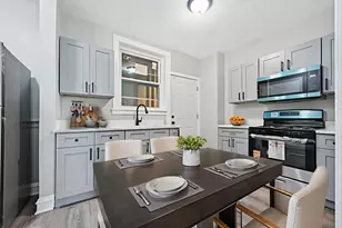 2506 E 78th St, Chicago, IL 60649 - Photo 9