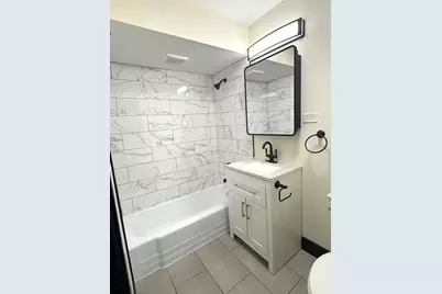 1115 E Algonquin Road #20, Arlington Heights, IL 60005 - Photo 7