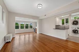 610 Michigan Ave, Evanston, IL 60202 - Photo 9